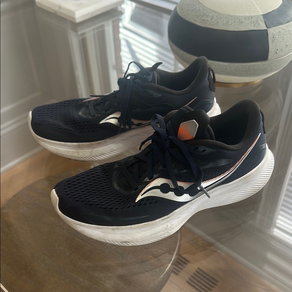 Women’s navy Saucony running shoes. Size 8.5.